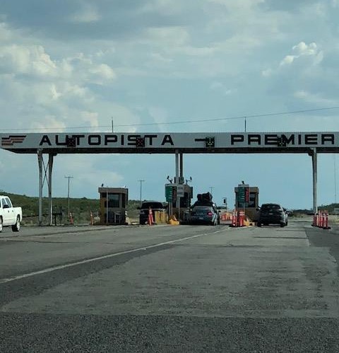 Destrozada y peligrosa Autopista Sabinas - Piedras Negras