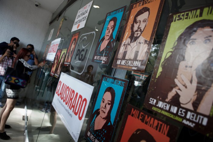 Exigen familiares de asesinados en la Narvarte reparación de daño y disculpa pública