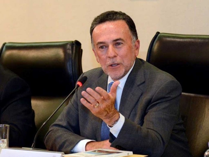 Se apunta Carlos Medina Plascencia para dirigir al PAN