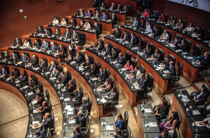 La engañosa paridad del Congreso mexicano