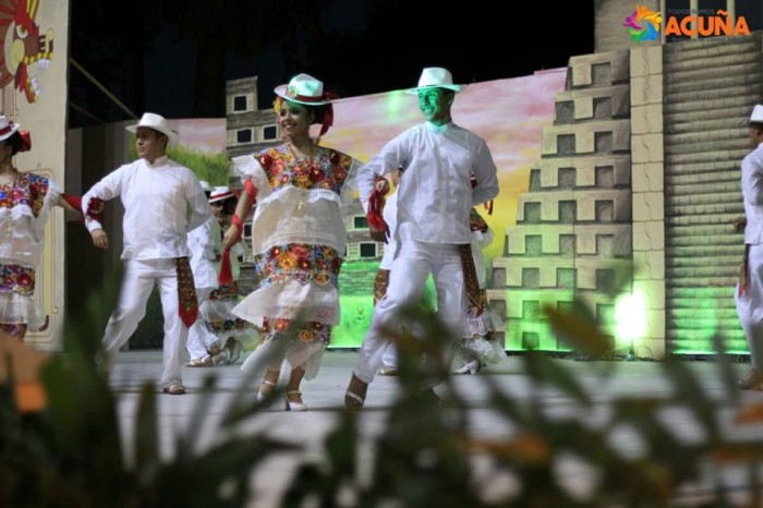 Realiza Grupo folklórico Yumari Espectáculo en Acuña en el marco de su 28 aniversario.