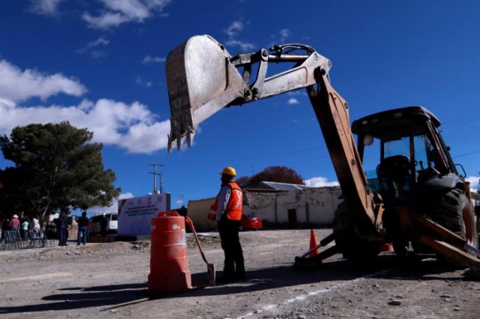 Lleva Manolo Jiménez servicios básicos a todos los rincones del municipio