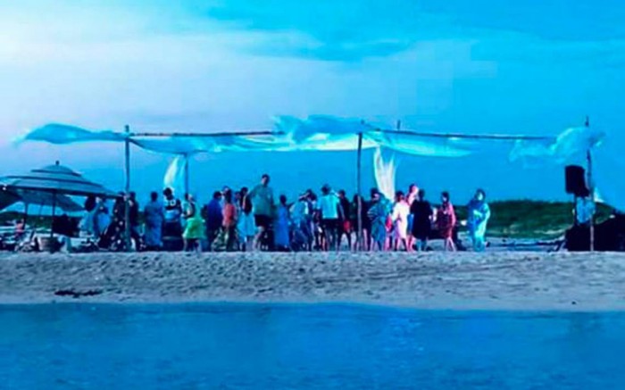 Multa de hasta 4 mdp a organizador de fiesta en isla de tortugas en Veracruz