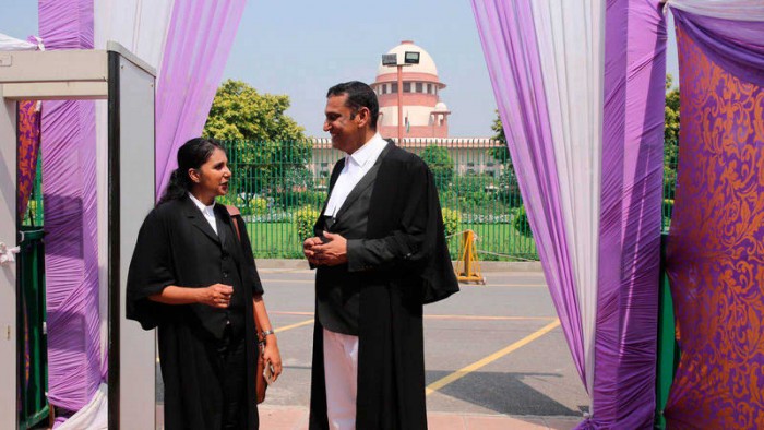 Adulterio femenino deja de ser delito en India
