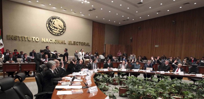 Tribunal revoca multa a Morena por fideicomiso