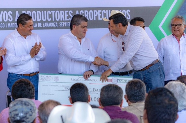 GOBIERNO DE COAHUILA ENTREGA APOYOS POR 82 MDP A PRODUCTORES AGROPECUARIOS EN LA LAGUNA