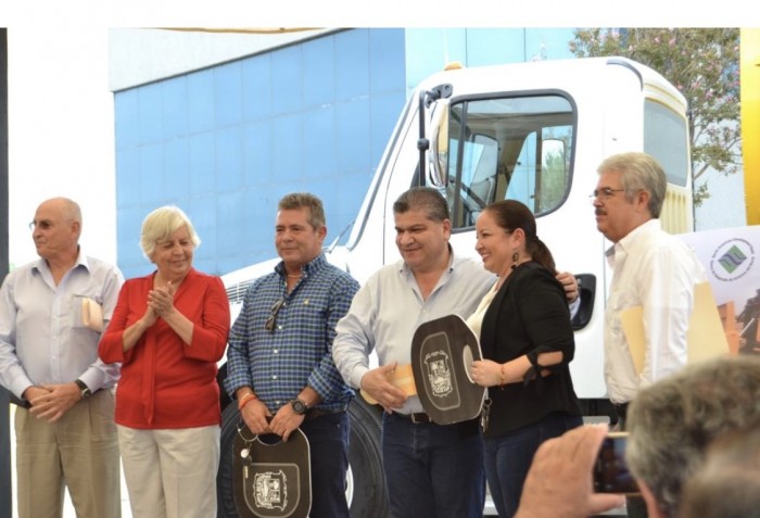 RECIBEN MUNICIPIOS DE CINCO MANANTIALES EQUIPO PARA SERVICIO DE RECOLECCIÓN DE BASURA CON INVERSIÓN SUPERIOR A 16 MDP