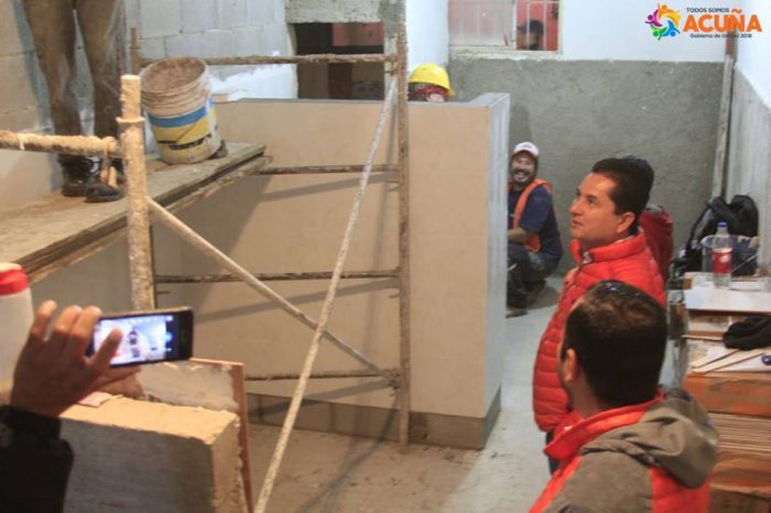 Supervisa avance de remodelación en la Primaria Benito Juárez.