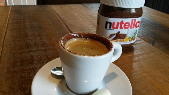 Café con Nutella.
