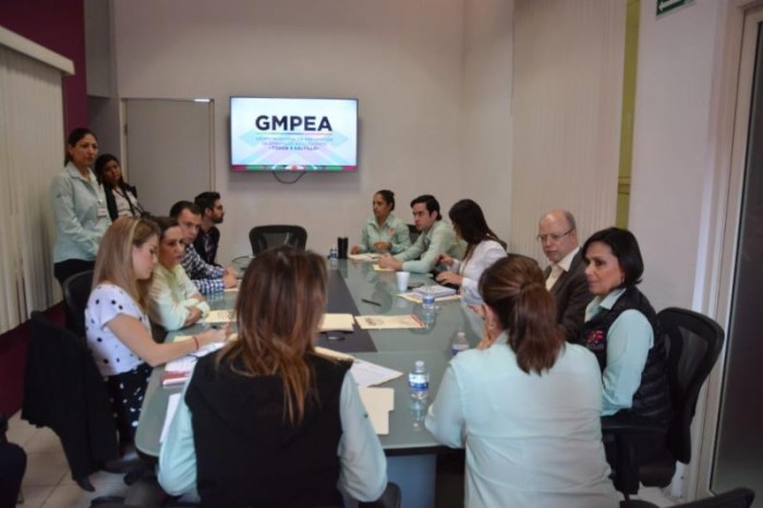 Conforma DIF Saltillo grupo colegiado para prevenir embarazos en adolescentes