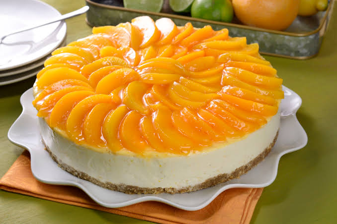 Pay de queso con durazno.