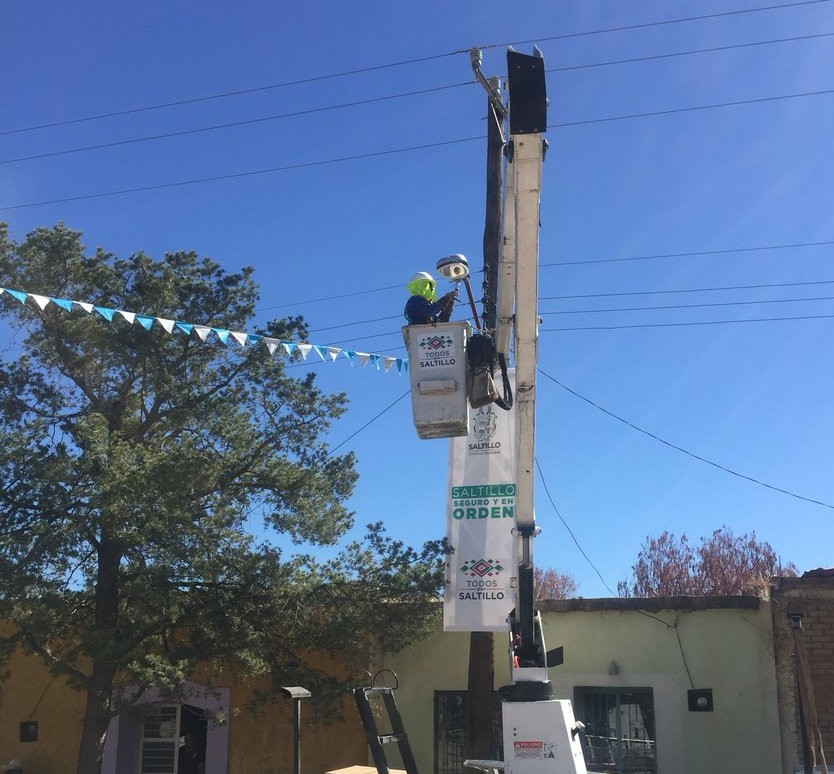 Amplían cobertura de energía eléctrica en ejidos de Saltillo