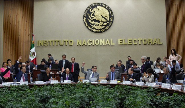 Darán sanción de 30 y 40 mdp a partido que filtró lista nominal a Internet