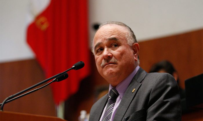 Ernesto Ruffo Appel renuncia a cargo en el CEN panista