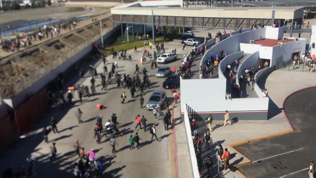 AMLO se reúne con su equipo ante intento de cruce de migrantes en frontera