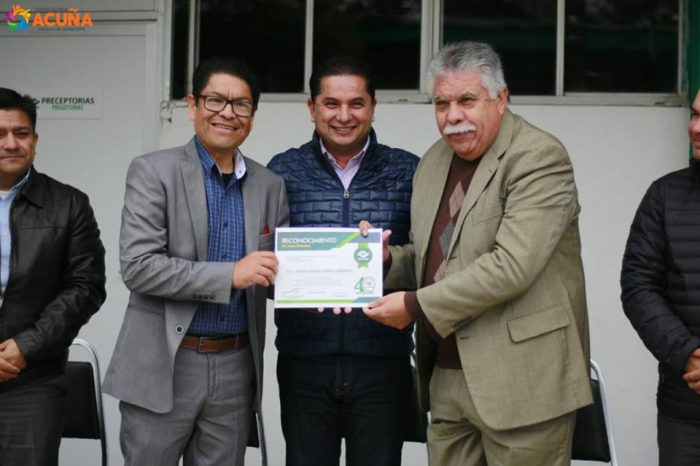 Asiste alcalde Roberto de lo Santos a aniversario 40 del CONALEP. Acuña.