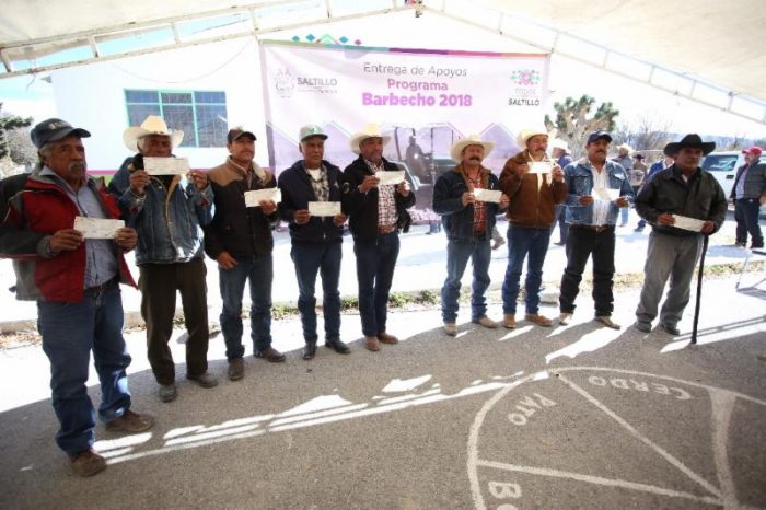 Gobierno Municipal entrega apoyos del Programa de Barbecho 2018