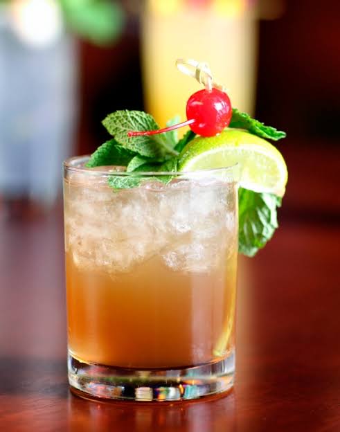 Bebida Mai tai.