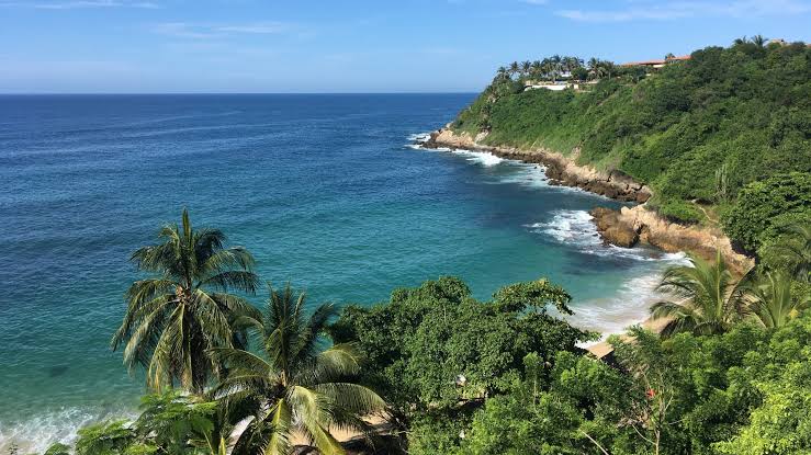Visita Puerto Escondido.