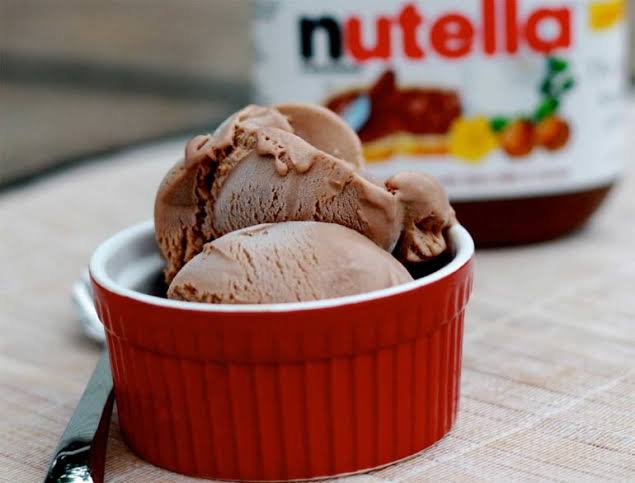 Helado de Nutella casero.