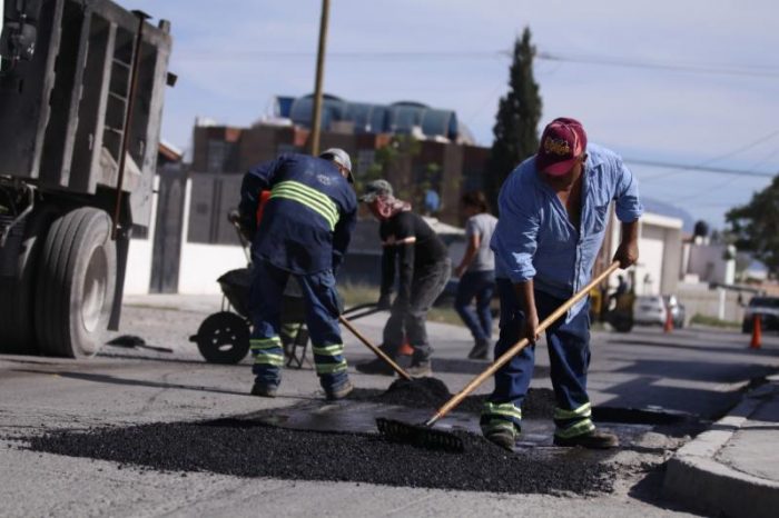Continúa trabajo de bacheo en todos los sectores de la ciudad