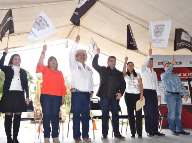 INICIA EN NAVA PAVIMENTACIÓN PARA LOS 38 MUNICIPIOS DE COAHUILA