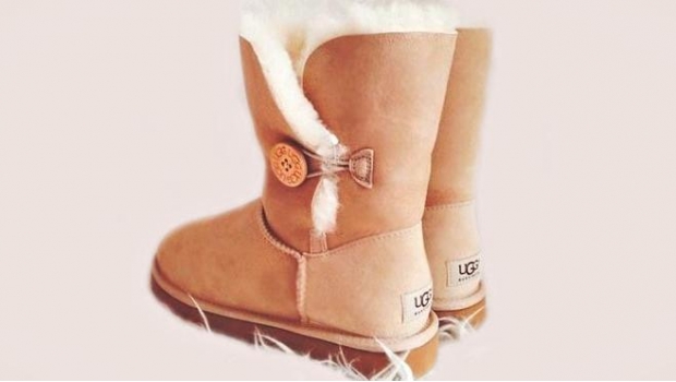 Las botas navideñas más feas de la historia además producen hongos