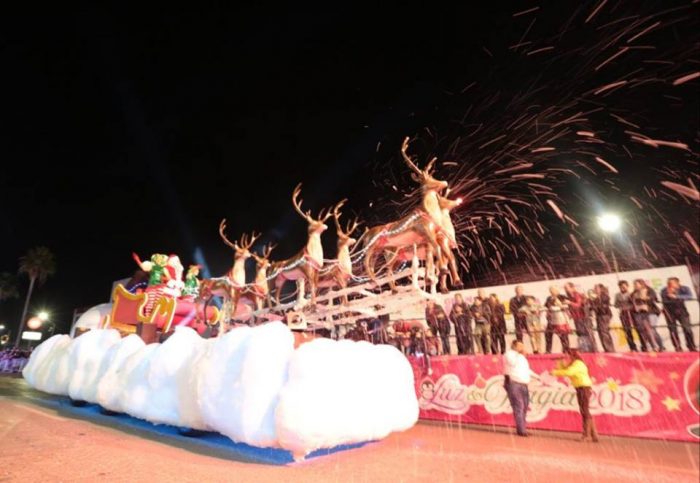 DESFILE ‘LUZ Y MAGIA’ REÚNE A 600 MIL EN SIETE MUNICIPIOS