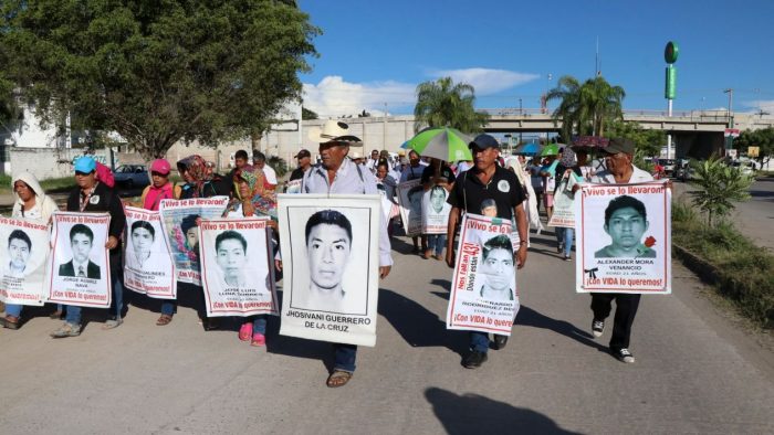 Publican decreto para conformación de Comisión de la Verdad del caso Ayotzinapa