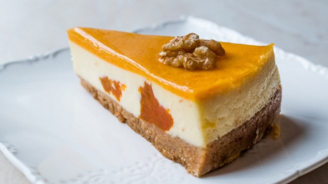 Pay de queso con membrillo.