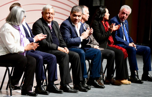 RIQUELME RATIFICA AL PRESIDENTE QUE COAHUILA ESTÁ DISPUESTO A TRABAJAR A SU LADO