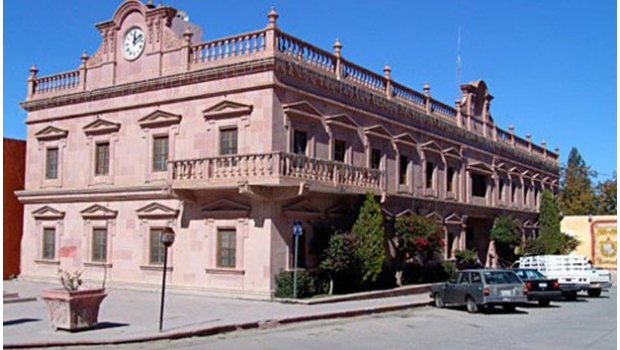 Ex alcalde de Parras desmanteló oficinas antes de dejar su cargo