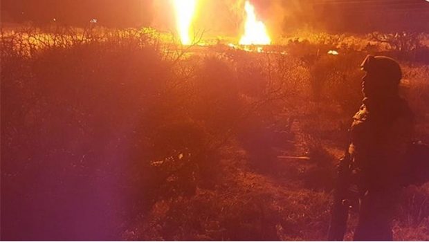 Reportan nuevo incendio de ducto de Pemex en Hidalgo