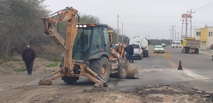 Continúa Trabajo coordinado de Obras Públicas y SIMAS en Rehabilitación de Vialidades en Acuña