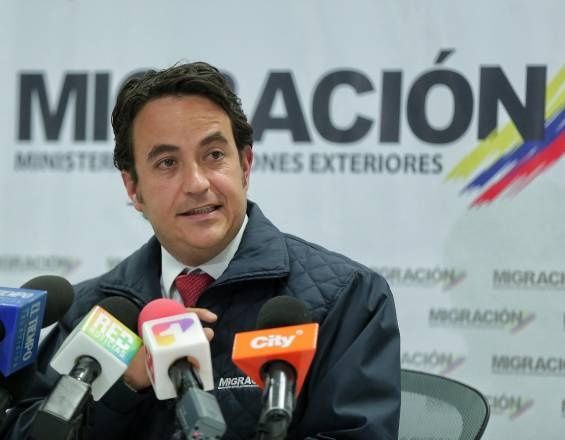 Colombia prohíbe ingreso a más de 200 colaboradores de Maduro