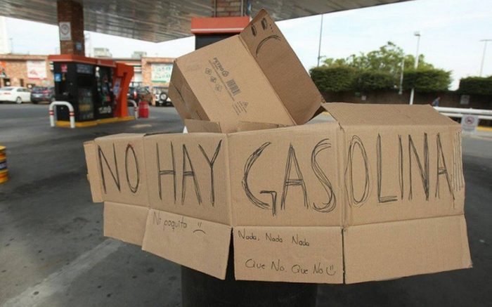 Te explicamos la crisis de combustible que enfrenta AMLO a sólo 5 días de 2019