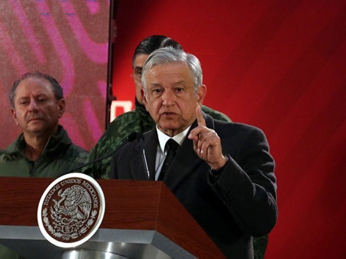 Lamentamos sacrificios, daños y molestias por lucha contra el huachicol: AMLO