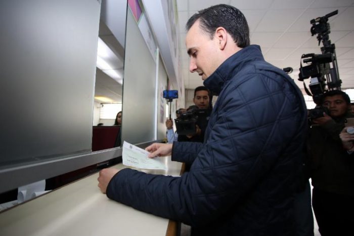 Invita Alcalde a ciudadanos a pagar su predial
