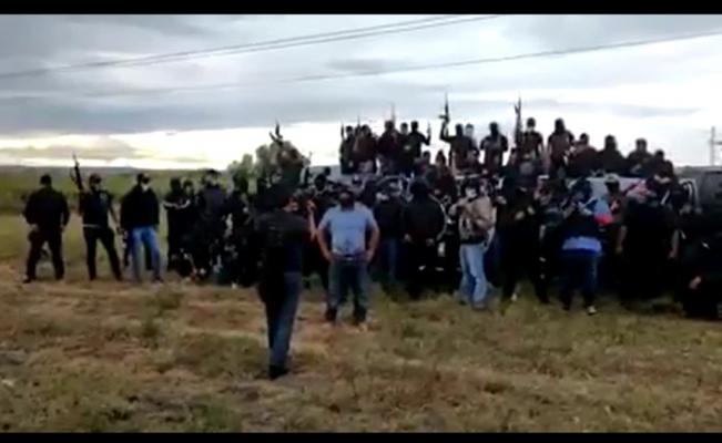 Cártel huachicolero graba y divulga sus ataques para intimidar a sus rivales en Guanajuato