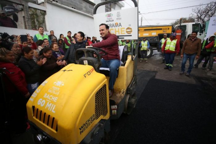 Trabaja Alcalde para mejorar vialidades de Saltillo