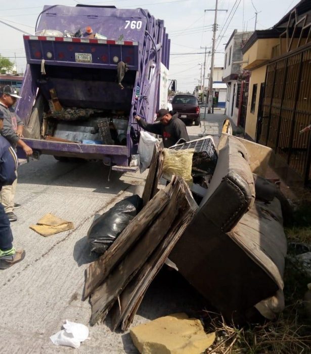 Continúa municipio con programa de descacharrización en las colonias