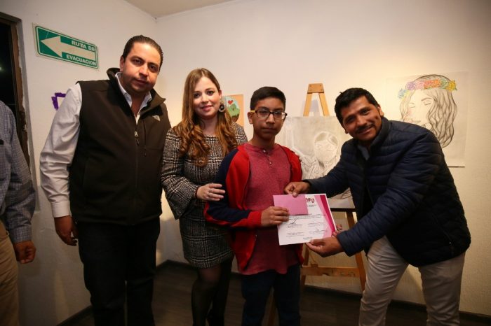 PREMIACIÓN DEL PRIMER CONCURSO DE CARTEL EN EL MARCO DEL DÍA INTERNACIONAL DE LA MUJER  