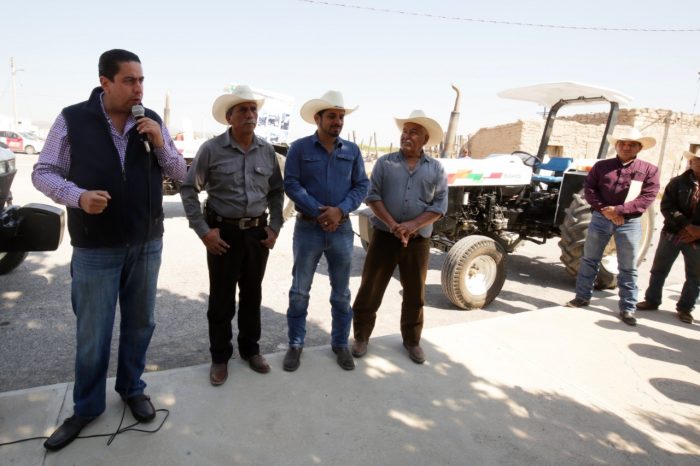 ARRANQUE DE PROGRAMA "ES MÁS TRACTORES" EN RAMOS ARIZPE