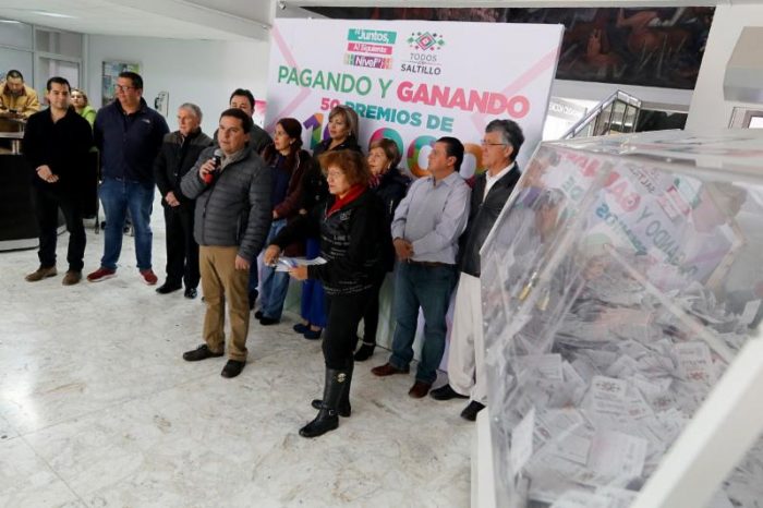 Premia Municipio a otros 50 contribuyentes cumplidos   