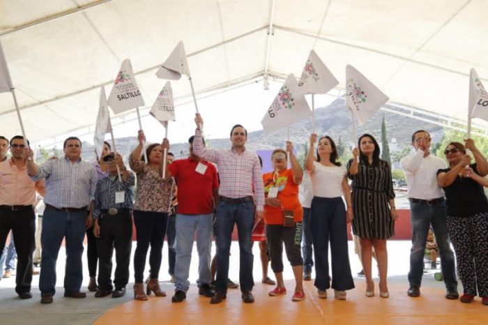 Cumple Manolo a familias Saltillenses