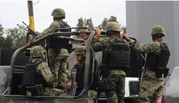 Censura CNDH violencia contra militares en La Huacana, Michoacán