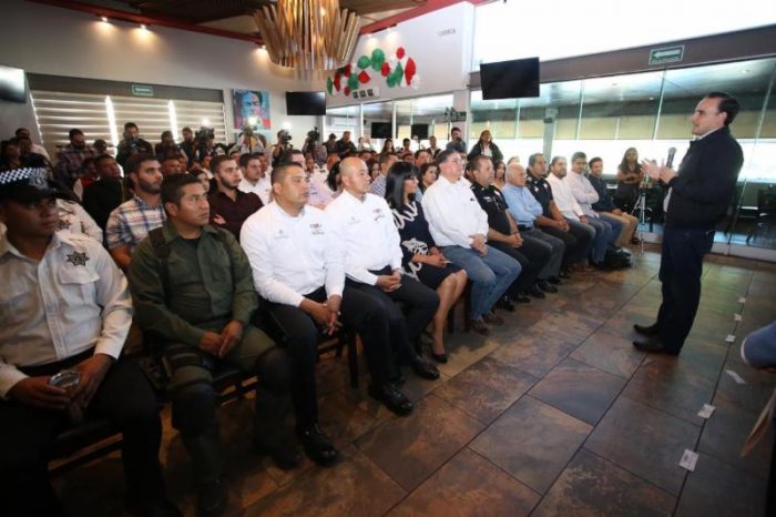 CANIRAC reconoce a la Policía en Saltillo