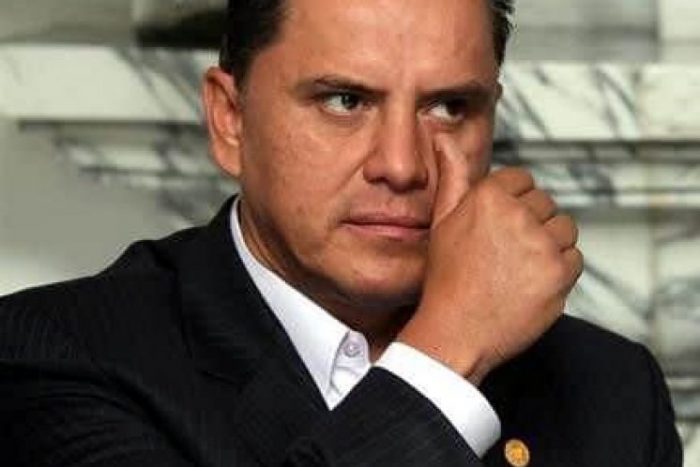 PRI deja solo a Roberto Sandoval