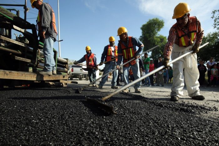 SEGUIMOS MEJORANDO LAS CALLES DE RAMOS ARIZPE