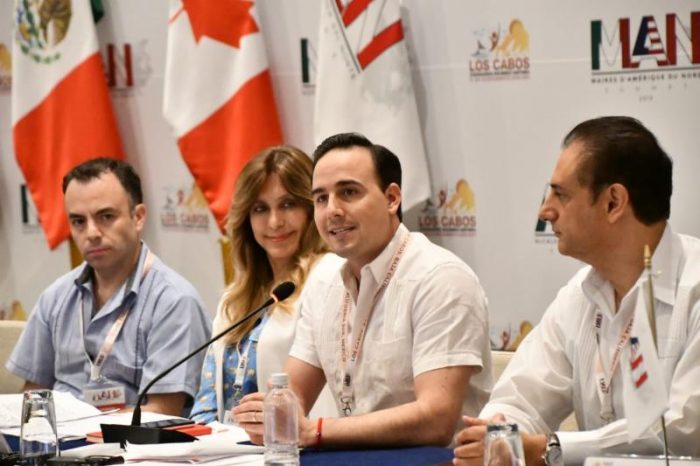 Expone Alcalde buenas prácticas de Saltillo en cumbre internacional